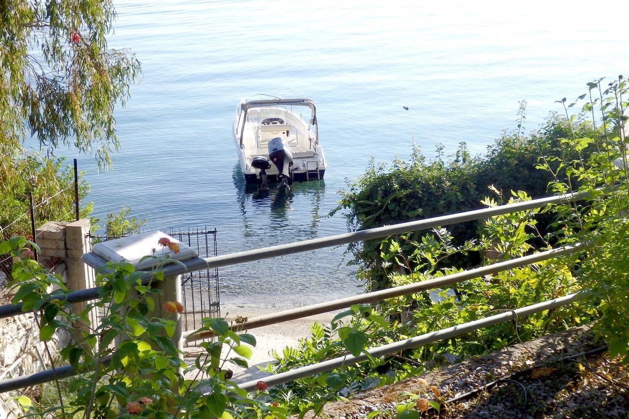 Korakias Skorpidi Lägenhet Yénion Exteriör bild